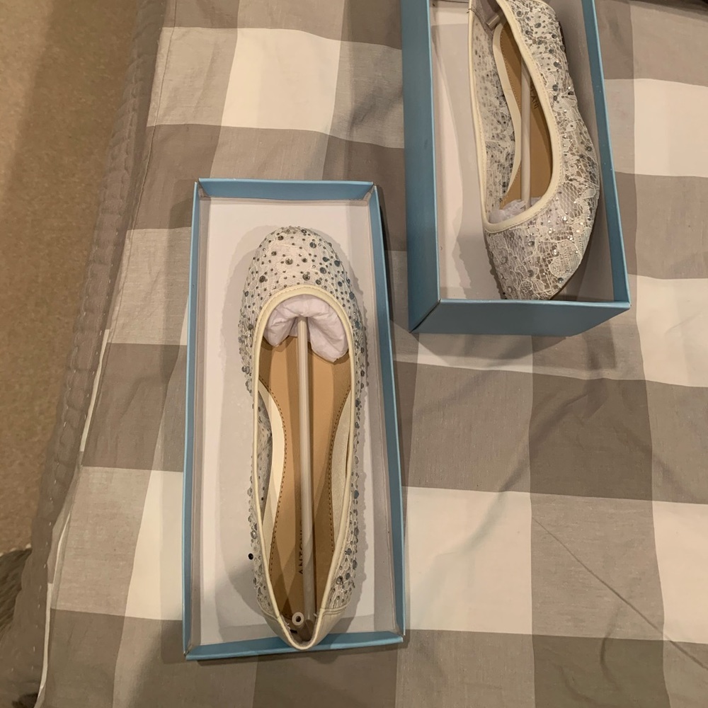 Antonio Melani flats